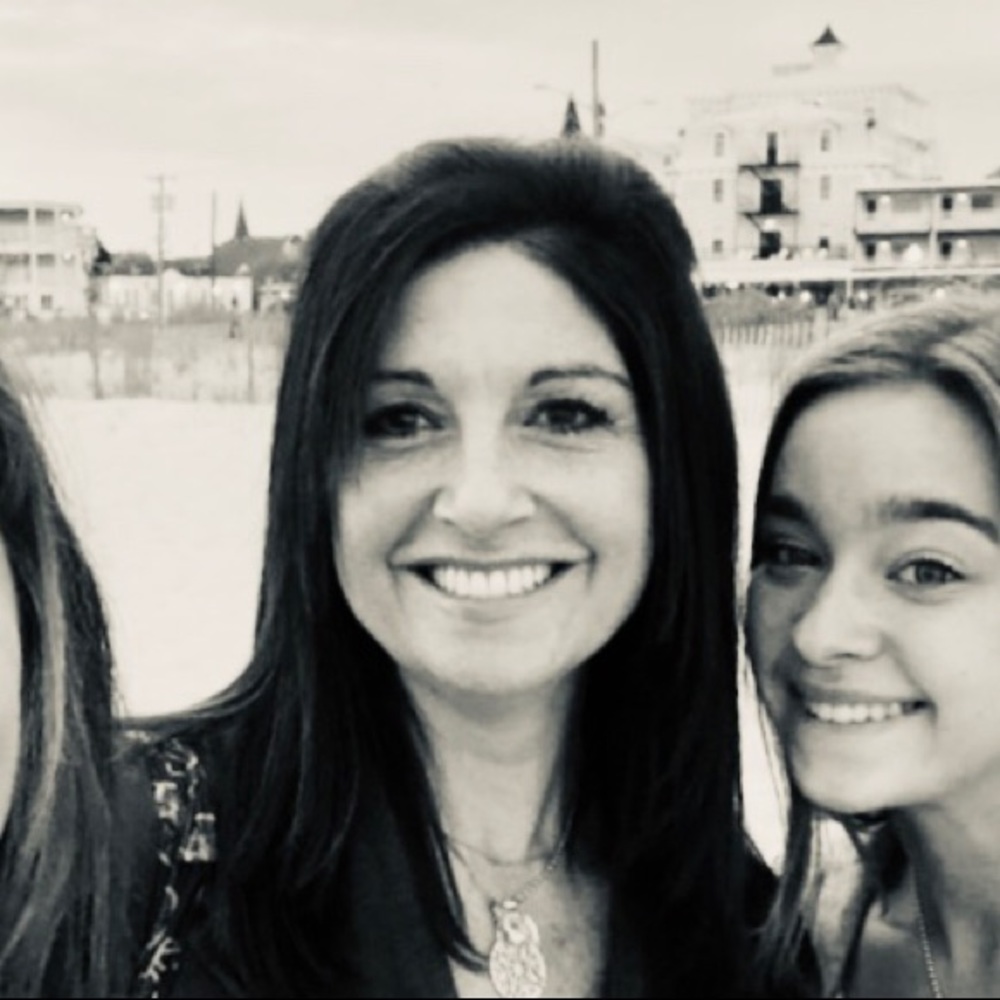 Meet your Posher, Denine